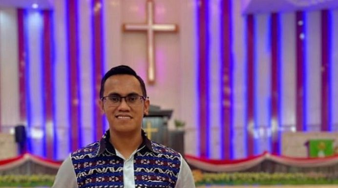 Penasehat Hukum Vikaris SAS Bantah Kliennya Ditangkap Polisi di Kupang Amos Lafu, SH.,M.H. (Foto: doc tribuanapos.net).