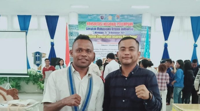 GMKI Desak Kapolda NTT Tangkap Pelaku Pemerkosaan 6 Anak di Alor Ketua Umum GMKI Jefri Gultom (kanan) dan Ketua Cabang GMKI Kalabahi Kalfin R. Karbeka ketika mengikuti KONAS Perempuan GMKI di Waingapu Sumba Timur, 25-28 November 2021.