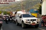 Keluarga Histeris Sambut 7 Jenazah Korban Cantika 77 di Alor Mobil Ambulance sementara mengantar 7 Jenazah korban Kapal Cantika Express 77 yang tiba di Alor, Rabu (26/10) sekitar pukul 06.00 WITA.