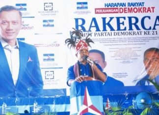 Demokrat Alor Usul 3 Nama Bacaleg DPRD Provinsi dan 2 Nama Bacaleg DPR RI di Pemilu 2024 Ketua DPC Partai Demokrat Kabupaten Alor, Lukas Reiner Atabuy ketika berpidato pada pembukaan Rakercab di Kalabahi, tanggal 9 September 2022.