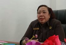 Enny Anggrek Tuding Ada Rekayasa Sistematis Lengserkannya dari Jabatan Ketua DPRD Alor Enny Anggrek, SH. (Foto: tribuanapos.net/demas).
