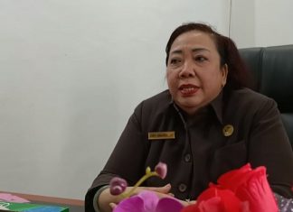 Enny Anggrek Tuding Ada Rekayasa Sistematis Lengserkannya dari Jabatan Ketua DPRD Alor Enny Anggrek, SH. (Foto: tribuanapos.net/demas).