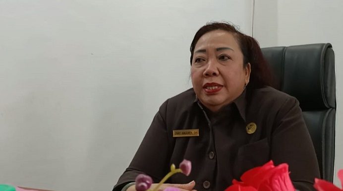 Enny Anggrek Tuding Ada Rekayasa Sistematis Lengserkannya dari Jabatan Ketua DPRD Alor Enny Anggrek, SH. (Foto: tribuanapos.net/demas).