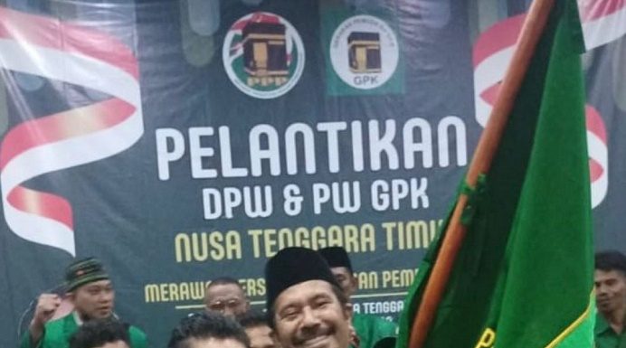 PPP Siap Usung Abdul Madjied Nampira Bertarung di Pilkada Alor 2024 Abdul Madjied Nampira (kanan) mengahadiri suatu acara PPP Provinsi NTT di Kota Kupang belum lama ini. (Foto: doc tribuanapos.net).