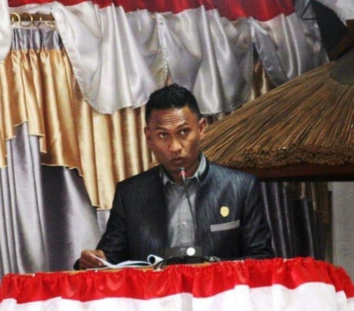 Ketua Komisi III DPRD Alor Dony M. Mooy. (Foto: doc tribuanapos.net).