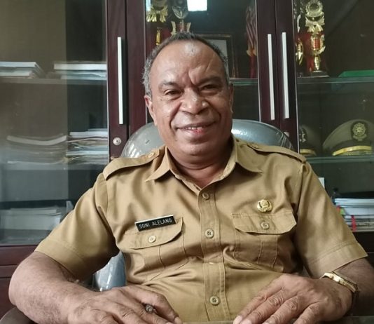 Pemkab Alor Imbau Warga Antisipasi Penipuan Pengangkatan Tenaga Honda Menjadi CPNS Sekda Alor Soni O Alelang. (Foto: doc tribuanapos.net/dm).