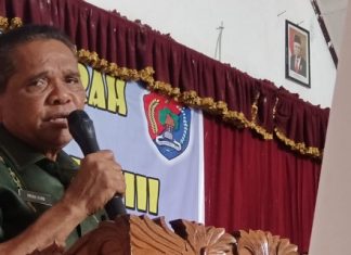Wakil Bupati Alor Imran Duru Tutup Usia, Pemkab Siapkan Upacara Pemakaman Kedinasan Wakil Bupati Alor Imran Duru ketika membuka acara Musda KNPI Alor tahun 2022 di Aula Hotel Nusa Kenari. Ketika itu Imran Duru berpesan kepada pengurus dan kader KNPI Alor agar tetap menjaga kerukunan dan keberagaman hidup di pulau Alor. (Foto: doc tribuanapos.net/demas).