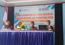 Kepala LL Dikti-XV Minta Dosen di NTT Fokus Mengejar Karier Kabag Umum LLDIKTI-XV Abdurrahman Abdullah ketika menghadiri kegiatan Sosialisasi Jabatan Fungsional Dosen dari Direktorat Kelembagaan dan Sumber Daya Dikti di Aula Kampus Untrib, Rabu (17/5/2023) di Kalabahi, Alor.