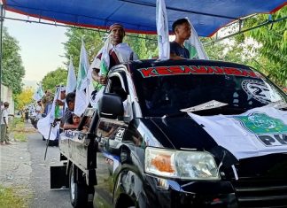 Ratusan Massa Kawal Pendaftaran Bacaleg PKB di KPU Alor, Ketua PKB: Kami Optimistis Raih 5 Kursi di Pemilu 2024 Ratusan kenderaan massa pendukung dan simpatisan PKB saat mengantar jajaran DPC PKB Alor untuk pendaftaran Bacaleg Anggota DPRD Alor di kantor KPU Alor, Sabtu (13/5) di Kalabahi Kota.