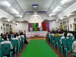Bupati Alor Apresiasi Sumbangsih Umat Muslim di Sidang Klasis ABAL Bupati Alor Amon Djobo ketika sambutan di acara pembukaan sidang Klasis ABAL, Senin (21/8) di Jemaat Tiberias O'oylah, Kokar.