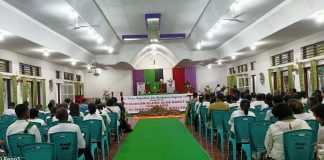 Bupati Alor Apresiasi Sumbangsih Umat Muslim di Sidang Klasis ABAL Bupati Alor Amon Djobo ketika sambutan di acara pembukaan sidang Klasis ABAL, Senin (21/8) di Jemaat Tiberias O'oylah, Kokar.