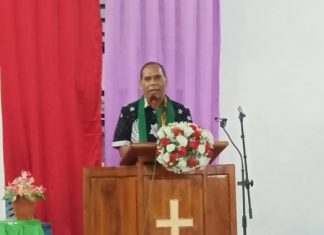 Tantangan Pelayanan Gereja Makin Sulit, Bupati Harap Ketua Klasis ABAL Terpilih Punya Hubungan Baik dengan Semua Pihak Bupati Alor Amon Djobo ketika sambutan di pembukaan sidang Klasis ABAL, Senin (21/8) di Jemaat Tiberias O'oylah, Kokar.