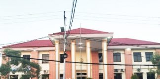 Pengadilan TUN Kupang Tolak Gugatan Enny Anggrek Soal Pemberhentian Jabatan Ketua DPRD Kantor Pengadilan TUN Kupang.
