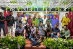 Pemuda Batutenata Gelar Syukuran Awal Tahun dan Pembagian 50 Paket Sembako Pemuda Batutenata foto bersama Ir. Ansgerius Takalapeta dan Yerimoth Bantara, usai acara syukuran awal tahun dan pembagian 50 paket sembako.