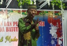 Syukuran Awal Tahun, Ans Takalapeta Dorong Pengembangan Potensi Anak Muda Batutenata Ir. Ansgerius Takalapeta ketika memberikan sapaan di acara syukuran awal tahun dan pelayanan kasih pemuda Batutenata, Senin (29/1) di Batutenata, Alor.