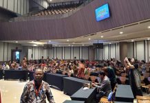 Ketua Yapenkris Pingdoling Alor Hadiri Konferensi Pendidikan Kristen dan Gereja di Tangerang Dr. Fredrik Abia Kande menghadiri acara konferensi pendidikan Kristen dan Gereja yang berlangsung di Universitas Pelita Harapan, Lipo Karawaci Tangerang, Selasa (23/7).