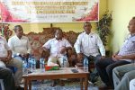 Petinggi Gerindra Pastikan Seluruh Kader Solid Menangkan Gabriel-Mulyawan di Pilkada Alor Ketua Dewan Pembina Partai Gerindra Alor, Soleman Bolivasius Gorangmau (ujung kanan), Sekretaris DPC Gerindra Hans Tonu Lema (Kedua kanan), Ketua DPC Gerindra Yusak Atamau (tengah), Balon Wakil Bupati Alor Mulyawan Djawa (kedua kiri) dan Wakil Ketua DPC Gerindra Taufiq Fikar (kiri). (Foto: doc tribuanapos.net/dm).