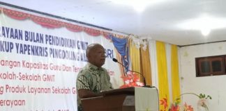 Pj Bupati Alor Minta Yapenkris GMIT Sinergi Dengan Pemerintah Evaluasi Menyeluruh Pendidikan Kristen Staf Ahli Bupati Alor Bidang Hukum, Ir. Imanuel Laukamang, M.Si sambutan di acara penutupan perayaan bulan pendidikan GMIT di Yapenkris Pingdoling Alor mewakili Pj Bupati Alor Dr. Zet Soni Libing, Rabu (17/7) di Aula Gereja Pola Tribuana Kalabahi.