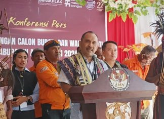 Diusung Parpol Non Seat, Paket Iskandar – Rocky Daftar di KPU Alor
