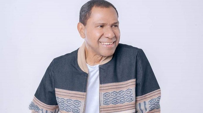 Mengapa Johni Asadoma Harus Didukung di Pilgub NTT 2024? Sosok Johanis Asadoma yang dipastikan menjadi Calon Wakil Gubernur NTT berpasangan dengan Calon Gubernur NTT Melki Laka Lena di Pilkada NTT tahun 2024. (Sumber Foto: Facebook Johanis Asadoma).