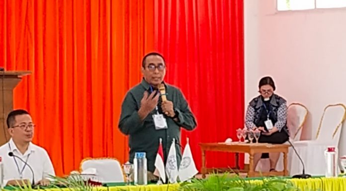 Kirim Pesan Kesetaraan dari Pulau Alor, Ketum PGI Resmi Buka Sidang MPH dan HUT Ke-76 PGI Ketum PGI Pdt. Jacklevyn Fritz Manuputty, Resmi Buka Sidang MPH dan HUT Ke-76 PGI, Jumat 22 Mei 2026 di Aula Gereja Pola Tribuana, Kota Kalabahi. (Foto: doc tribuanapos.net/Jhon Dael).