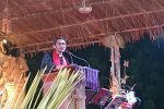 Sukses Menjadi Tuan Rumah Sidang MPH dan HUT ke-76 PGI di Alor, Sinode GMIT: Bukti Nyata Toleransi Hidup di Bumi Flobamora Sekretaris Majelis Sinode GMIT, Pdt. Lay Abdi K. Wenyi, M.Th, ketika membawa sambutan di puncak perayaan HUT Ke-76 PGI, Senin 25 Mei 2026 di Halaman Gereja Pola Tribuana Kalabahi. (Foto: doc tribuanapos.net/dm).