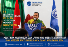 Upgrade Skill Generasi Muda, GAMKI Alor Gelar Pelatihan Multimedia dan Launching Website Toko Online UMKM Ketua Majelis Jemaat GMIT Imanuel Mola Pdt. Mikhael Karbeka, S.Si.,Teol saat memberikan sambutan di acara pembukaan Pelatihan Multimedia, Launching Website GAMKI Alor dan Website Toko Online UMKM GAMKI Alor, Selasa 9 Juni 2026 di GMIT Imanuel Mola. (Foto: doc tribuanapos.net/dm).