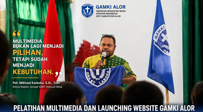 Upgrade Skill Generasi Muda, GAMKI Alor Gelar Pelatihan Multimedia dan Launching Website Toko Online UMKM Ketua Majelis Jemaat GMIT Imanuel Mola Pdt. Mikhael Karbeka, S.Si.,Teol saat memberikan sambutan di acara pembukaan Pelatihan Multimedia, Launching Website GAMKI Alor dan Website Toko Online UMKM GAMKI Alor, Selasa 9 Juni 2026 di GMIT Imanuel Mola. (Foto: doc tribuanapos.net/dm).