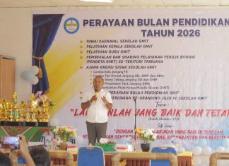 Ketua Yapenkris Pingdoling Alor Buka Ajang Kreasi Siswa, Awali Rangkaian Perayaan Bulan Pendidikan GMIT 2026 Ketua Yapenkris Pingdoling Alor, Mando Kolimon, S.Pd membuka Ajang Kreasi Siswa, Awali Rangkaian Perayaan Bulan Pendidikan GMIT 2026, Rabu (22/7) di Aula SMA Kristen 1 Kalabahi. (Foto: doc tribuanapos.net/).