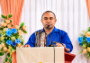 Penutupan Bulan Pendidikan GMIT 2026, Ketua Yapenkris Pingdoling Alor Tegaskan Transformasi Pendidikan Kristen Lewat Re-Branding Sekolah Ketua Yapenkris GMIT Pingdoling Alor, Mando Kolimon , S.Pd, ketika memberikan sambutan di acara penutupan rangkaian kegiatan bulan pendidikan GMIT, Rabu 29 Juli 2026 di Aula Gereja Pola Tribuana Kalabahi. (Foto: doc tribuanapos.net/dm).