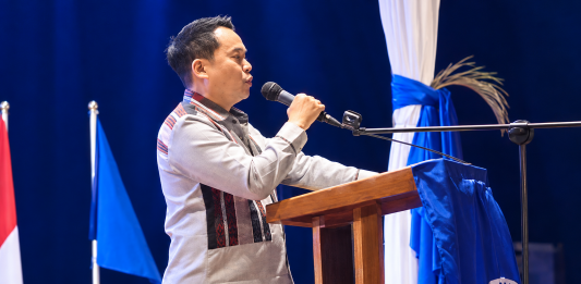 Wakil Bupati Alor Rocky Winaryo Tutup Rangkaian IPI dan Kemah Rohani GAMKI Alor–GMIT Sion Alemba Wakil Bupati Alor Rocky Winaryo menutup rangkaian IPI dan Kemah Rohani GAMKI Alor–GMIT Sion Alemba, Jumat 18 September 2026 di Lapangan Sepakbola Kecamatan Lembur. (Foto: doc trubuanapos.net/Aris).